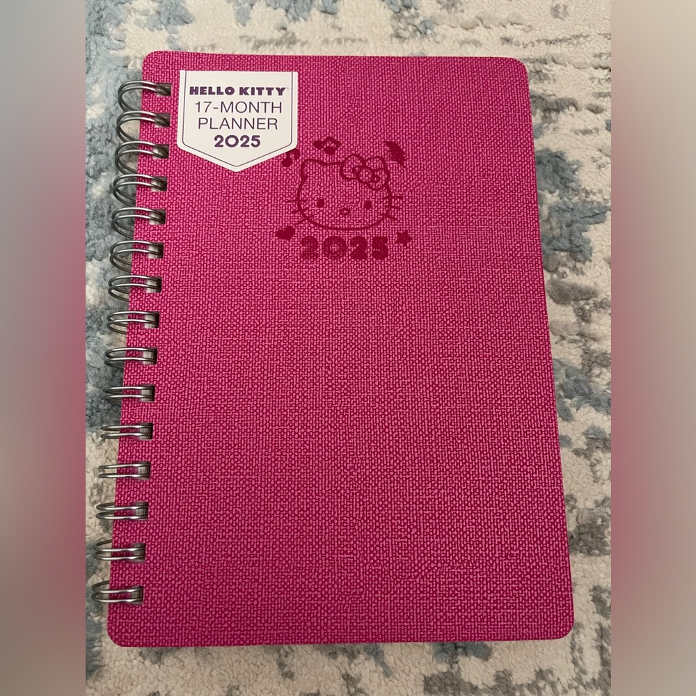 Sanrio Hello Kitty 17 month calendar.